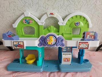 Little People Fisher Price  Kapsalon/Postkantoor  beschikbaar voor biedingen