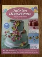 Taarten decoreren . Deagostini, Ophalen of Verzenden, Zo goed als nieuw, Taarten, Boek of Tijdschrift