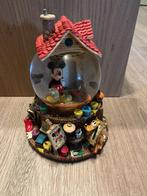 Disney snowglobe (Muziekdoosje), Verzamelen, Disney, Ophalen of Verzenden, Overige figuren, Zo goed als nieuw, Beeldje of Figuurtje