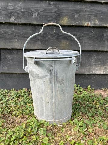 Zinken vuilnis emmer, utrecht,  emaille , brocante beschikbaar voor biedingen