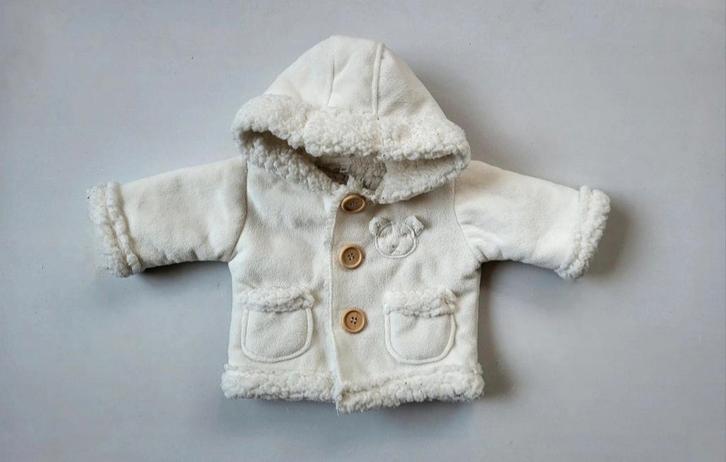 Zachte baby jas maat 50, Kinderen en Baby's, Babykleding | Maat 50, Zo goed als nieuw, Jongetje of Meisje, Jasje, Ophalen of Verzenden