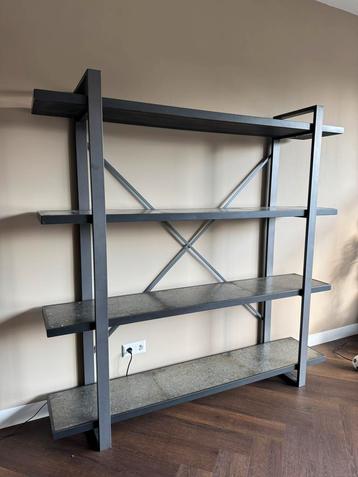 Zuiver kast
