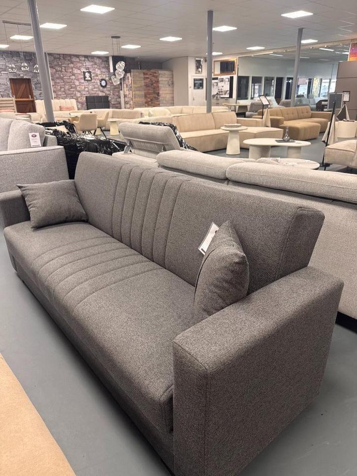 Slaapbank showmodel NIEUW OP=OP!!, Huis en Inrichting, Banken | Bankstellen, Nieuw, Rechte bank, Driepersoons, 150 tot 200 cm