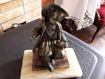 Mooi bronzen beeldje. beschikbaar voor biedingen