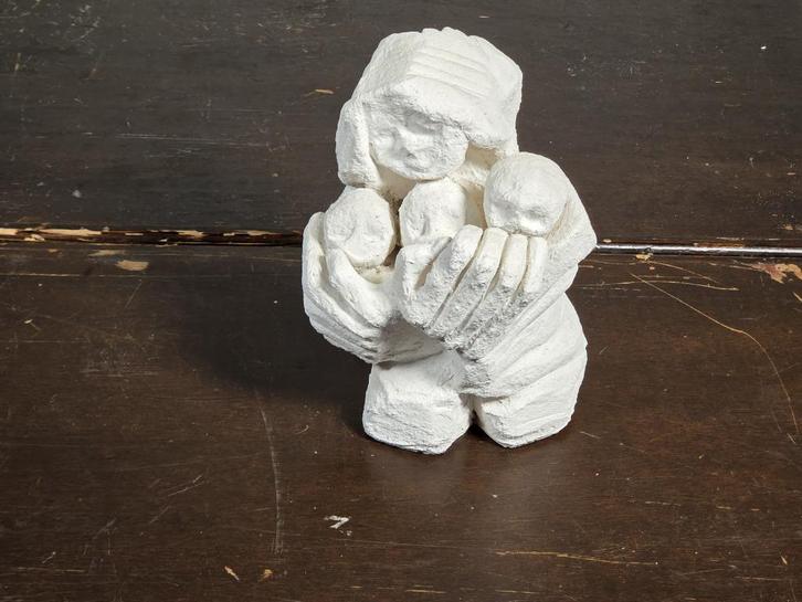1. Uniek Handgemaakt Beeld - Moeder met Kinderen, Antiek en Kunst, Kunst | Beelden en Houtsnijwerken, Ophalen of Verzenden