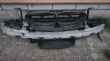 Voorfront front bumperbalk BMW 5 serie E60 E61 LCi 511171780 beschikbaar voor biedingen