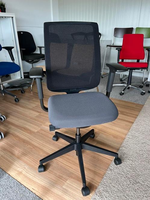 Steelcase bureaustoel Reply Air – Ergonomic office chair, Huis en Inrichting, Bureaustoelen, Zo goed als nieuw, Bureaustoel, Zwart