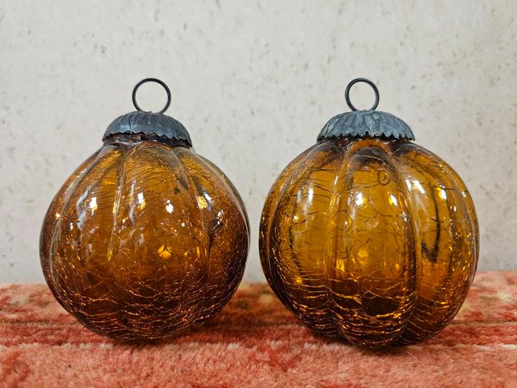 Amberkleurige glazen heksenbol set van 2, Diversen, Kerst, Zo goed als nieuw, Ophalen of Verzenden