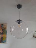 Zwarte hanglamp met glazen bol 35 cm diameter, Huis en Inrichting, Lampen | Hanglampen, Ophalen of Verzenden, Zo goed als nieuw