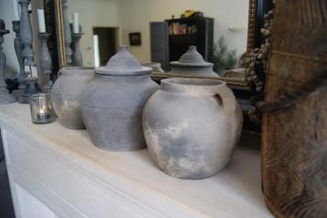 **AANBIEDING** Chinese potten stoer sober landelijk  beschikbaar voor biedingen