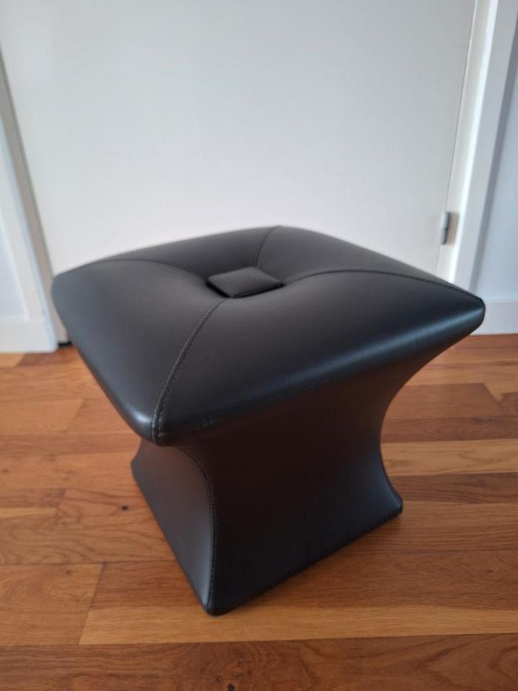 Vintage mushroom space age Stokking poef, Huis en Inrichting, Banken | Voetenbanken en Poefen, Minder dan 50 cm, Minder dan 50 cm