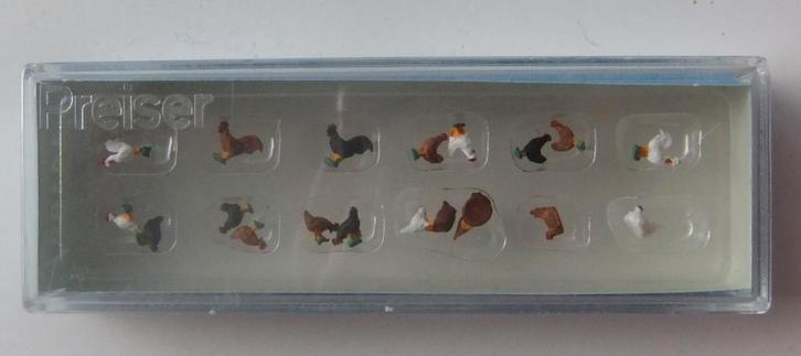 HO Preiser 14168 kippen en hanen 18 figuurtjes, Hobby en Vrije tijd, Modeltreinen | H0, Zo goed als nieuw, Overige typen, Gelijkstroom of Wisselstroom