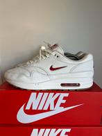 Nike air max 1 jewel ruby red, Kleding | Heren, Schoenen, Nike air max, Overige kleuren, Ophalen of Verzenden, Sneakers of Gympen