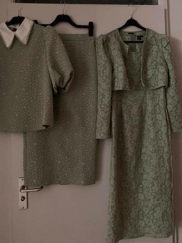 2 NIEUWE RETRO SETJES, STIJL 1950-1960 IN MT 38 beschikbaar voor biedingen
