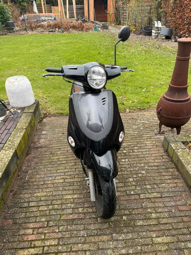 Scooter 65cc, Fietsen en Brommers, Scooters | SYM, Zo goed als nieuw, Overige modellen, Benzine, Ophalen