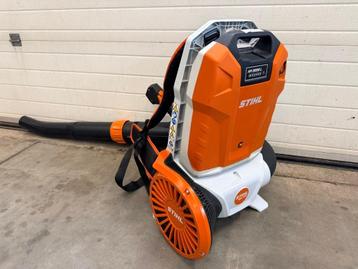 Stihl BGA 300 (Showroom model) + AR 3000 L accu (Set) beschikbaar voor biedingen