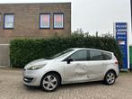 Renault Grand Scénic 1.5 dCi Bose Climate C, Cruise C, Navi, Auto's, Renault, Euro 5, Gebruikt, Zwart, 4 cilinders