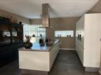 Keuken met kookeiland, Ophalen, Gebruikt, Wit, Overige typen