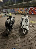 Sym Mio 50 (2015-Brom), Fietsen en Brommers, Scooters | SYM, Gebruikt, Benzine, 50 cc, Ophalen