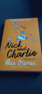 Nick & Charlie - Alice Oseman (Heartstopper), Boeken, Europa overig, Alice Oseman, Ophalen of Verzenden, Zo goed als nieuw