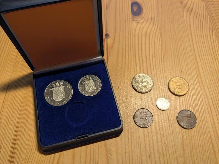 Muntset troonswisseling 1980 en 5 NL munten guldentijd, Postzegels en Munten, Munten | Nederland, Losse munt, Koningin Juliana