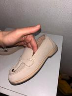 Loafer, Kleding | Dames, Ophalen of Verzenden, Zo goed als nieuw, Beige, Instappers