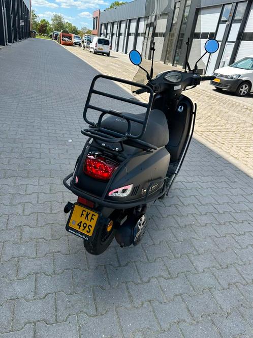 La Souris Sourini RS Limited Edition2022, Geel Kenteken !, Fietsen en Brommers, Scooters | Vespa, Zo goed als nieuw, Overige modellen