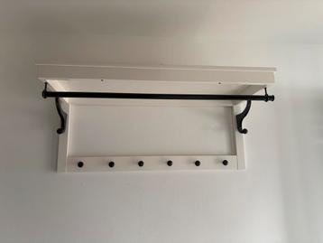 Kapstok ikea beschikbaar voor biedingen