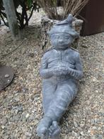 kabouter laaf heel leuk tegen een boom, Tuin en Terras, Ophalen, Nieuw, Beton, Tuinkabouter