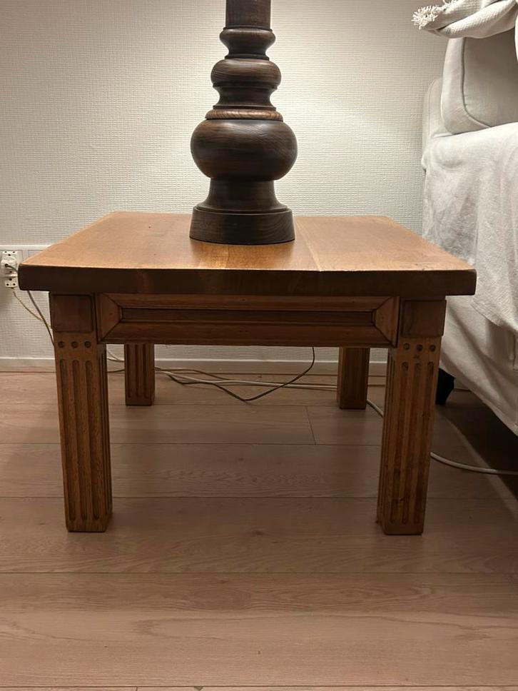 Set van 2 massief houten bijzettafels, Huis en Inrichting, Tafels | Bijzettafels, Vierkant, 45 tot 60 cm, 55 tot 75 cm, Ophalen of Verzenden