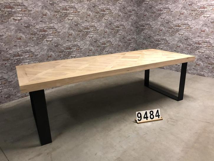 Eetkamertafel Industrieel Eiken visgraat nr.9484, Huis en Inrichting, Tafels | Eettafels, Nieuw, 50 tot 100 cm, 200 cm of meer