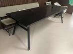 Zuiver eettafel zwart houten blad, stalen frame, Huis en Inrichting, Tafels | Eettafels, Ophalen of Verzenden, Zo goed als nieuw