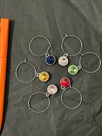 Leuke set van 6 wijnglasbedels met gekleurde steentjes, Ophalen, Zo goed als nieuw, Feestartikel, Overige