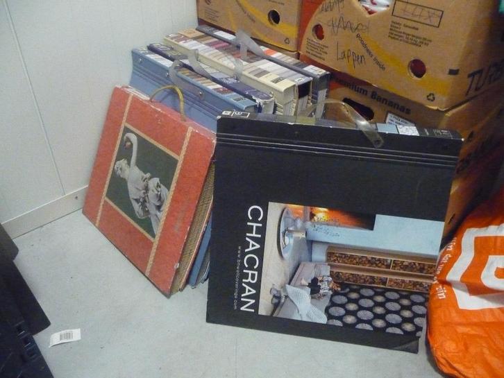 prachtige zeer oude mooie behang boeken, Verzamelen, Poppenhuizen en Toebehoren, Gebruikt, Poppenhuis, Ophalen of Verzenden