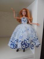 barbie gala dans jurk geborduurd blauw/wit nieuw, Kinderen en Baby's, Speelgoed | Poppen, Ophalen of Verzenden, Nieuw, Barbie