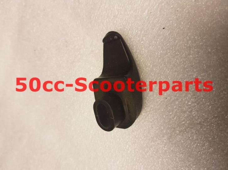 Helmhaak Baotian Rocky Bt49Qt-12 601504-Tacd-0000 Gebruikt, Motoren, Tuning en Styling, Ophalen of Verzenden