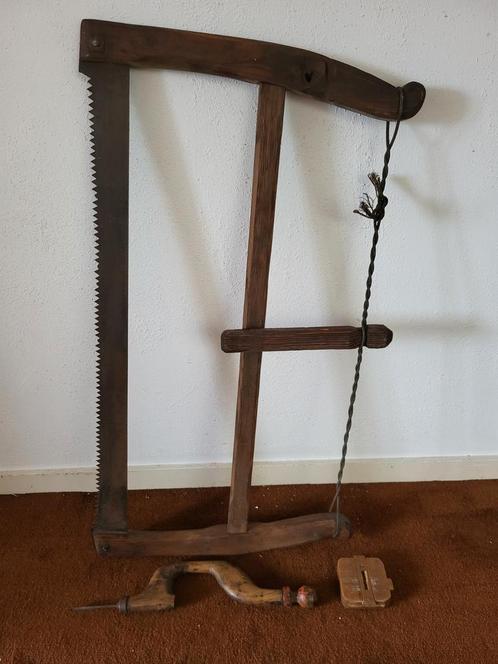 Antiek gereedschap, zaag, boor en kruishout, Antiek en Kunst, Antiek | Gereedschap en Instrumenten, Ophalen