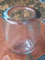 Mooi zwaar oud glazen vaasje uit Engeland met een reiger., Antiek en Kunst, Ophalen of Verzenden