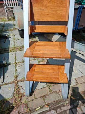 Child wood kinderstoel beschikbaar voor biedingen