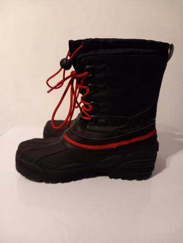 Snowboots H.H. beschikbaar voor biedingen