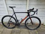 Orbea Terra M20 1X Large mat zwart/rood mét powermeter, 28 inch, Gebruikt, Carbon, 10 tot 15 versnellingen