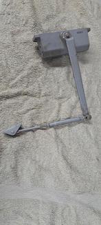 GEZE deurdranger, Doe-het-zelf en Verbouw, Hang- en Sluitwerk, Ophalen of Verzenden, Gebruikt, IJzer, Overige typen