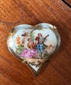 1b antieke broche hartvormig merk limoges france, Verzenden