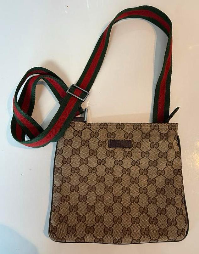 Gucci GG canvas sherry line 146390 small messenger bag, Sieraden, Tassen en Uiterlijk, Tassen | Schoudertassen, Zo goed als nieuw