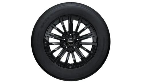 Winterwielset 17" Styling 833 Zwart incl. Pirelli, MINI Coun, Auto-onderdelen, Banden en Velgen, Banden en Velgen, 17 inch, 205 mm