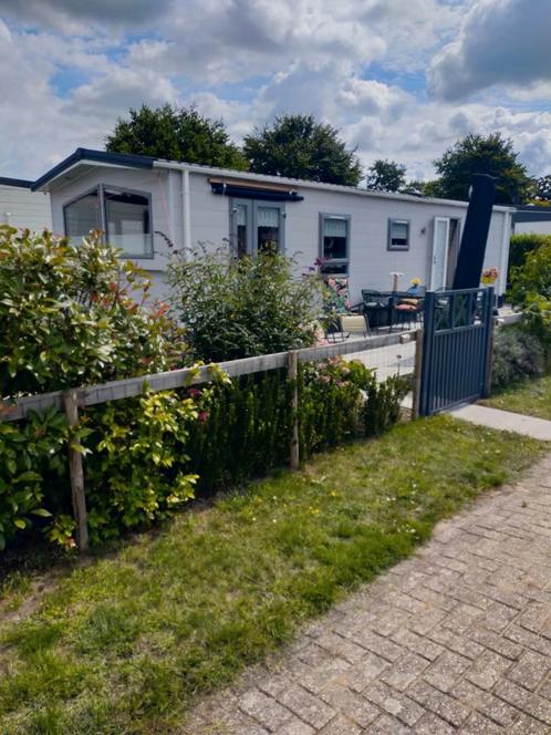 Opzoek naar een instapklaar chalet?, Caravans en Kamperen, Stacaravans, Ophalen