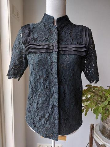 kanten blouse van nikkie maat 40 beschikbaar voor biedingen