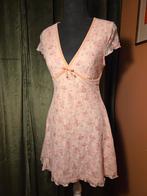Roze Urban Outfitters jurk, Kimchi Blue - Maat S. Bieden ok!, Verzenden, Zo goed als nieuw, Urban Outfitters, Roze