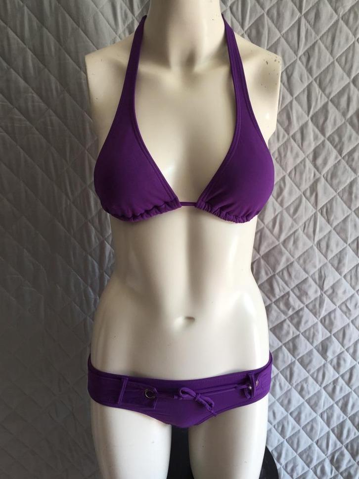 Bruno Banani bikini 32 ab, paars. (2B18), Kleding | Dames, Badmode en Zwemkleding, Gedragen, Bikini, Paars, Ophalen of Verzenden