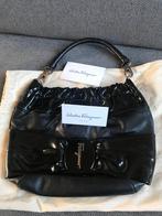 Damestas Ferragamo Salvatore, Sieraden, Tassen en Uiterlijk, Tassen | Damestassen, Ophalen, Zo goed als nieuw, Zwart, Handtas